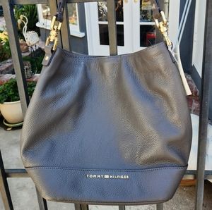 Tommy Hilfiger purse